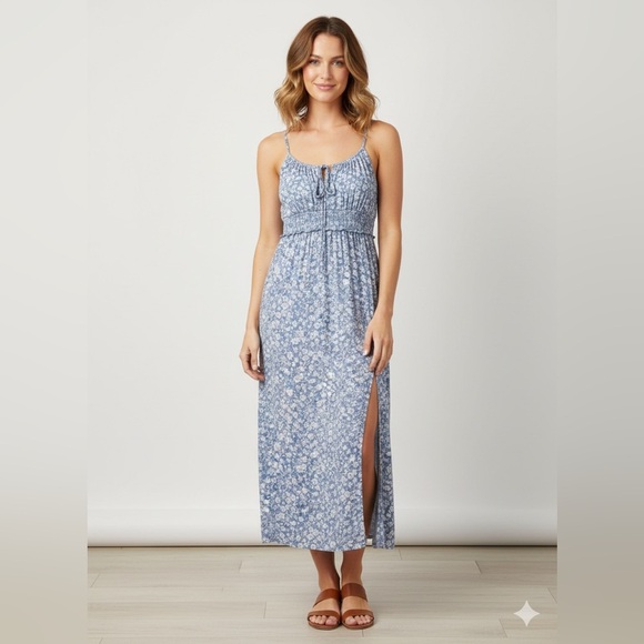 Lucky Brand Dresses & Skirts - Lucky Brand Los Angeles Floral Printed Smocked Dress Gently Used Lined Sz M